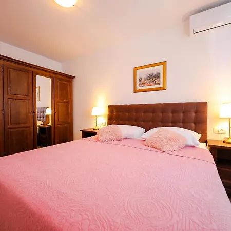 Holiday home Amazing In