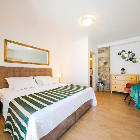 Pet Friendly In