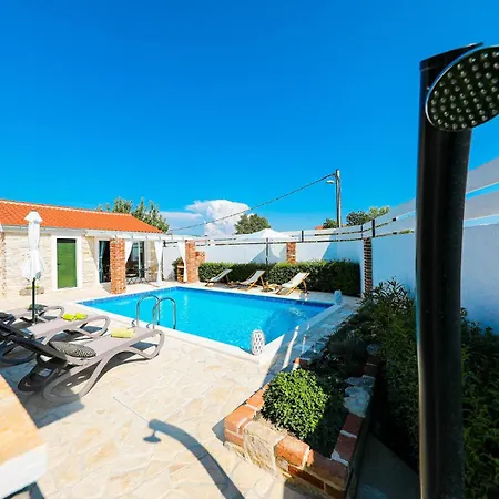 Amazing In Holiday home *